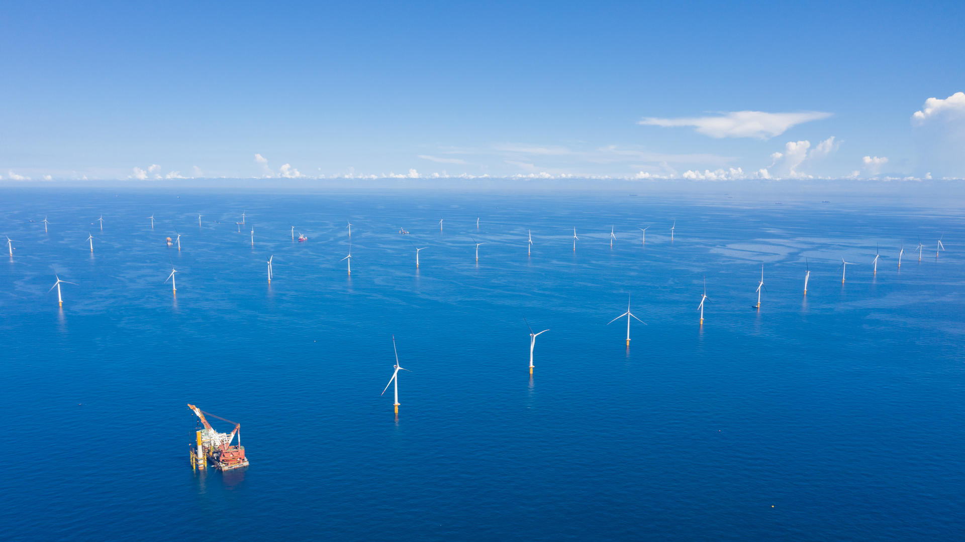 2035年全球海上风电容量将达420GW，中国持续领跑全球